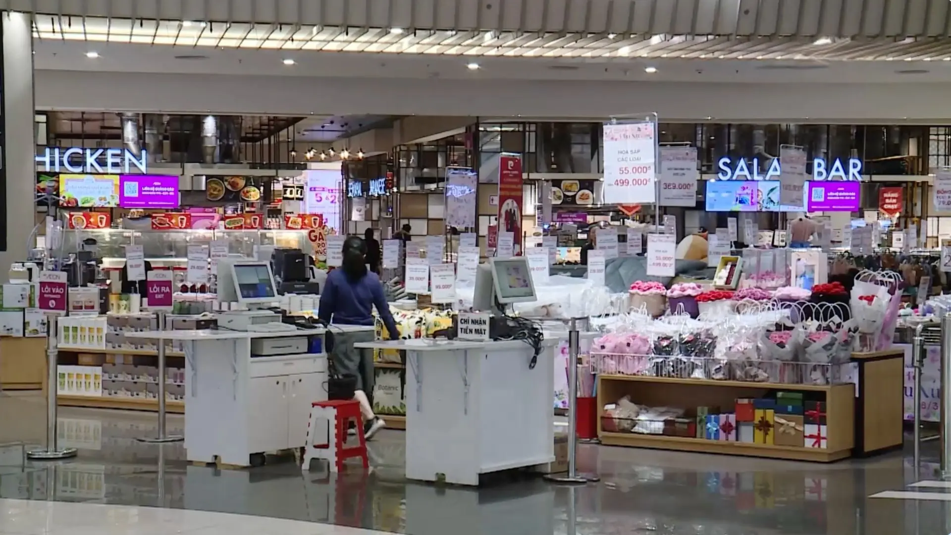 Mặt bằng cho thuê phục hồi chậm, phân hóa theo vị trí